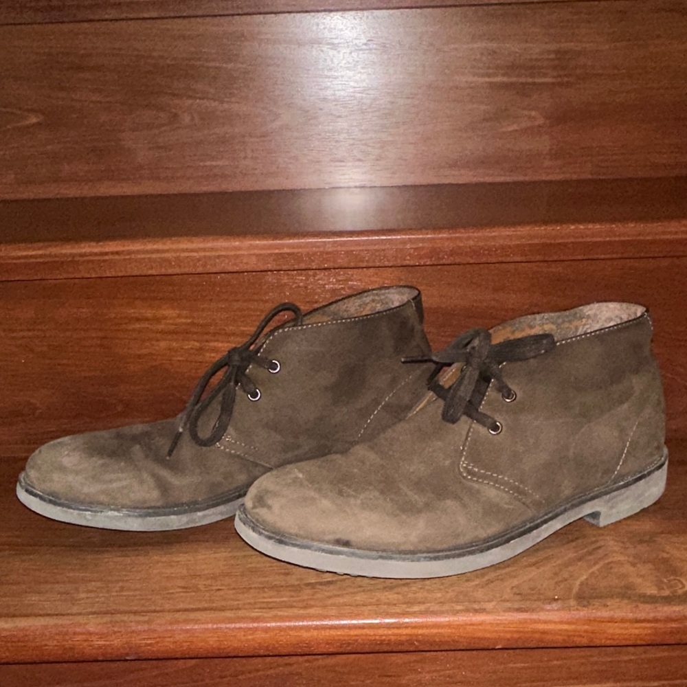 Clarks Dark Brown Chukka Boots
